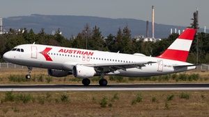 Photo of OE-LBO - Airbus A320-214 operated by Austrian Airlines