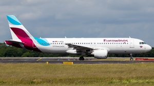 Photo of D-ABZN - Airbus A320-216 operated by Eurowings