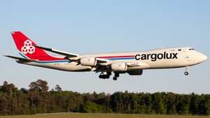 Photo of LX-VCL - Boeing 747-8R7F operated by Cargolux