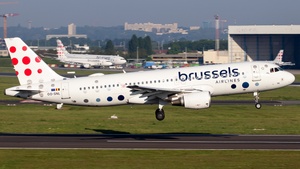 Photo of OO-SNL - Airbus A320-214 operated by Brussels Airlines