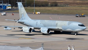 Photo of N572MA - Boeing KC-135R Stratotanker operated by Metrea Aerospace