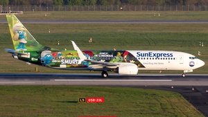Photo of TC-SPY - Boeing 737-8EH operated by SunExpress