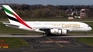 Photo of A6-EUZ - Airbus A380-842 operated by Emirates