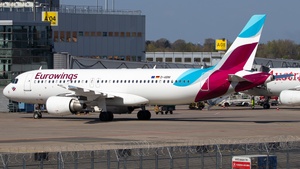Photo of D-ABNI - Airbus A320-214 operated by Eurowings