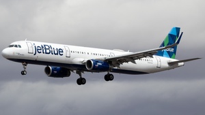 Photo of N990JL - Airbus A321-231 operated by jetBlue Airways