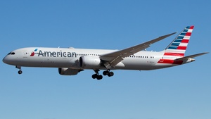 Photo of N833AA - Boeing 787-9 Dreamliner operated by American Airlines