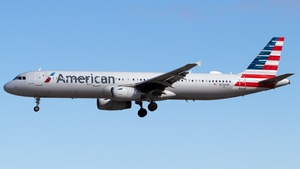 Photo of N536UW - Airbus A321-231 operated by American Airlines
