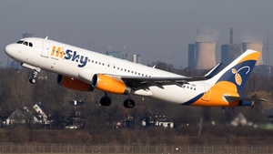 Photo of YR-JOY - Airbus A320-232 operated by HiSky Europe