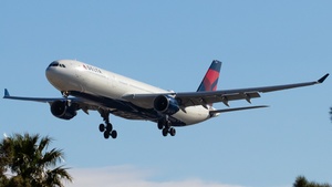 Photo of N814NW - Airbus A330-323 operated by Delta Air Lines