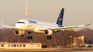 Photo of D-AIWK - Airbus A320-214 operated by Lufthansa