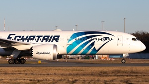 Photo of SU-GFZ - Boeing 787-9 Dreamliner operated by Egyptair