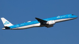 Photo of PH-NXV - Embraer ERJ-195-E2 operated by KLM Cityhopper
