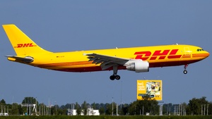 Photo of D-AEAB - Airbus A300B4-622R(F) operated by European Air Transport