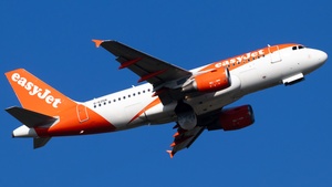 Photo of G-EZGK - Airbus A319-111 operated by easyJet