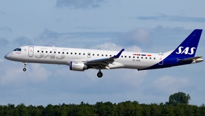 Photo of SE-RSN - Embraer ERJ-195LR operated by SAS Link