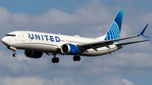 Photo of N37547 - Boeing 737 MAX 9 operated by United Airlines