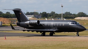 Photo with serial 5654 - Bombardier Challenger 604