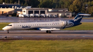 Photo of N607SK - Bombardier CRJ-550 operated by SkyWest Airlines