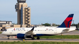 Photo of N131DU - Airbus A220-100 operated by Delta Air Lines