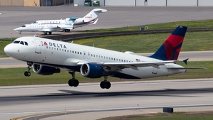 Photo of N372NW - Airbus A320-212 operated by Delta Air Lines