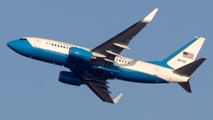 Photo of 05-0730 - Boeing C-40C operated by US Air Force