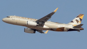 Photo of A6-EIS - Airbus A320-232 operated by Etihad Airways