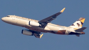 Photo of A6-EIW - Airbus A320-232 operated by Etihad Airways