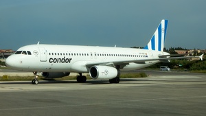 Photo of LY-VUT - Airbus A320-232 operated by Condor (opb Heston Airlines)