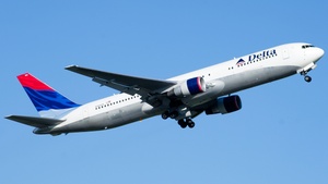 Photo of N194DN - Boeing 767-332(ER) operated by Delta Air Lines