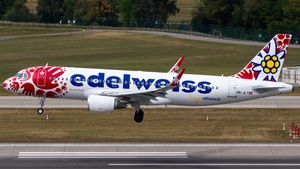 Photo of HB-JLT - Airbus A320-214 operated by Edelweiss Air