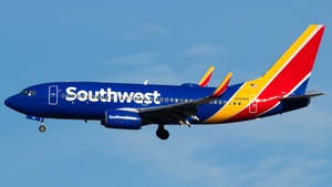Photo of N561WN - Boeing 737-73V operated by Southwest Airlines