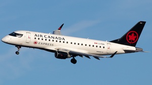 Photo of C-FEKI - Embraer ERJ-175SU operated by Air Canada Express (opb Jazz Air)