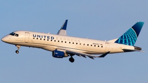 Photo of N84307 - Embraer ERJ-175LR operated by United Express (opb Mesa Airlines)