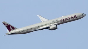 Photo of A7-BEH - Boeing 777-3DZ(ER) operated by Qatar Airways
