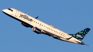 Photo of N355JB - Embraer ERJ-190AR operated by jetBlue Airways