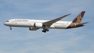 Photo of VT-TSH - Boeing 787-9 Dreamliner operated by Air India