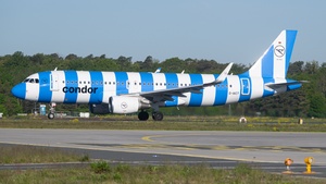 Photo of D-AICT - Airbus A320-214 operated by Condor