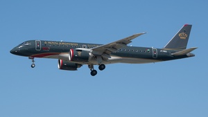 Photo of JY-REC - Embraer ERJ-190-E2 operated by Royal Jordanian Airlines