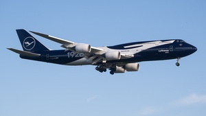 Photo of D-ABYN - Boeing 747-830 operated by Lufthansa