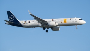 Photo of D-AIEM - Airbus A321-271NX operated by Lufthansa