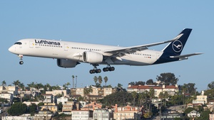 Photo of D-AIXI - Airbus A350-941 operated by Lufthansa