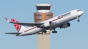 Photo with serial 25447 - Boeing 767-323(ER)(BDSF)