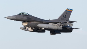 Photo of 88-0427 - General Dynamics F-16CM Fighting Falcon operated by US Air Force