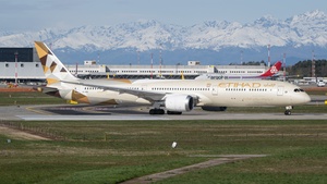 Photo of A6-BMB - Boeing 787-10 Dreamliner operated by Etihad Airways