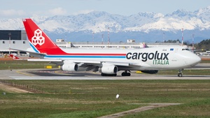 Photo of LX-WCV - Boeing 747-4R7F operated by Cargolux Italia