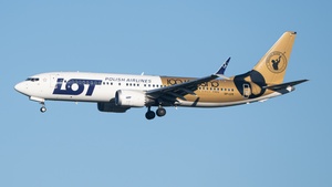 Photo of SP-LVK - Boeing 737 MAX 8 operated by LOT Polish Airlines