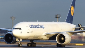 Photo of D-ALFA - Boeing 777-FBT operated by Lufthansa Cargo