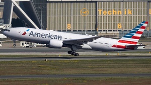 Photo of N750AN - Boeing 777-223(ER) operated by American Airlines