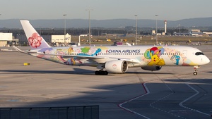 Photo of B-18916 - Airbus A350-941 operated by China Airlines