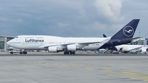 Photo of D-ABVZ - Boeing 747-430 operated by Lufthansa